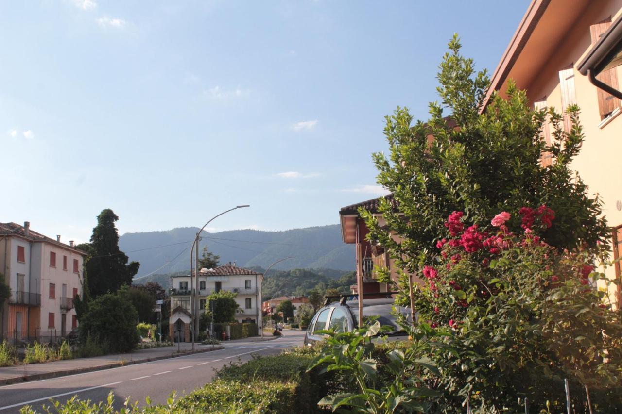 Apartament Locazione Turistica Gravetta Tarzo Zewnętrze zdjęcie